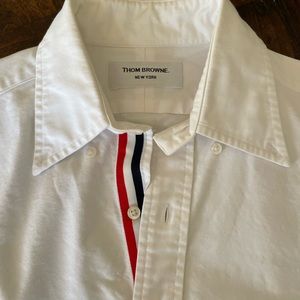 White long sleeve tailored shirt